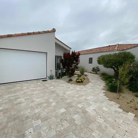 La Petite Maison Zone Coulée Verte Menant A L'océan Saint-Gilles-Croix-de-Vie