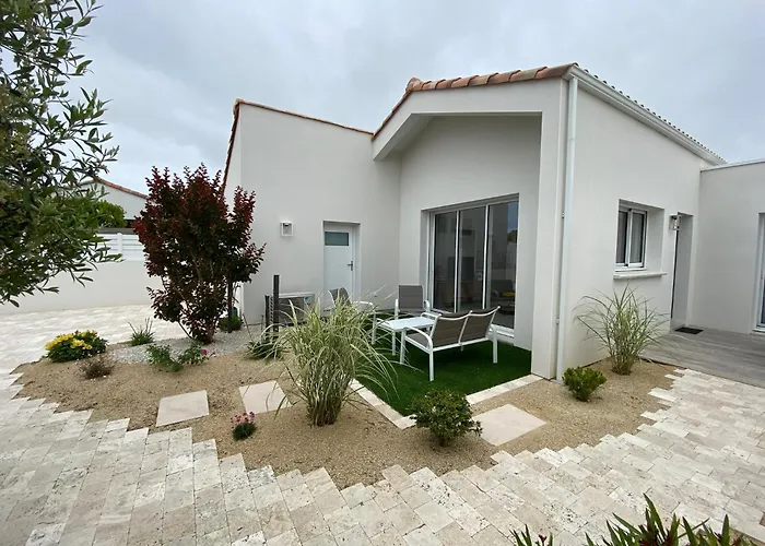 La Petite Maison Zone Coulee Verte Menant A L'ocean Saint-Gilles-Croix-de-Vie