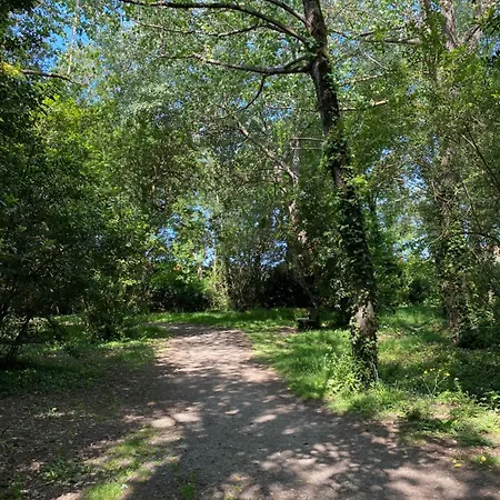 La Petite Maison Zone Coulee Verte Menant A L'ocean Holiday home *