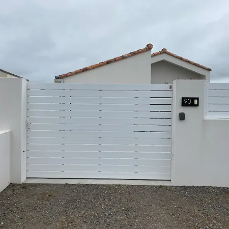La Petite Maison Zone Coulee Verte Menant A L'ocean Holiday home Saint-Gilles-Croix-de-Vie